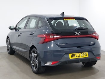 Used Hyundai i20 2023 for sale - 79356336: Photo