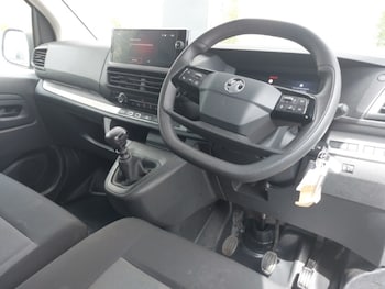 Used Vauxhall Vivaro 2024 for sale - 78567561: Photo