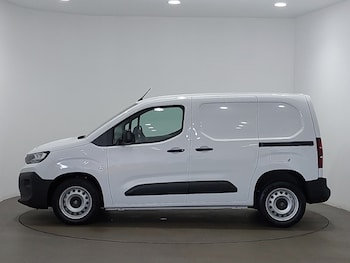 Used Citroen Berlingo 2024 for sale - 76537240: Photo
