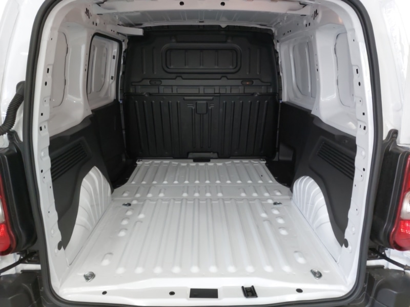 Used Citroen Berlingo 2024 for sale - 76537240: Photo 8