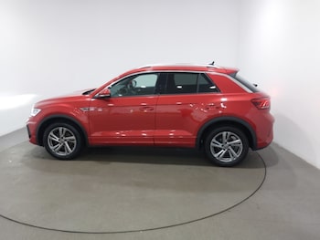 Used Volkswagen T-Roc 2023 for sale - 75663877: Photo