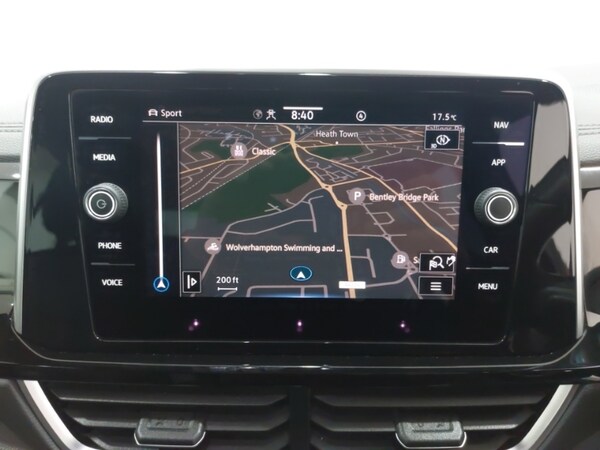 Used Volkswagen T-Roc 2023 for sale - 75663877: Photo 7