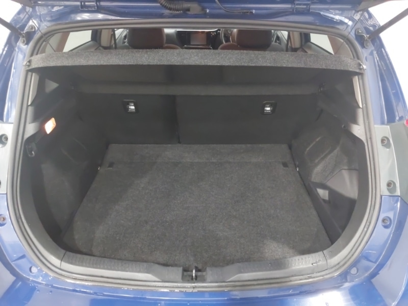 Used Toyota Auris 2018 for sale - 77565730: Photo 8