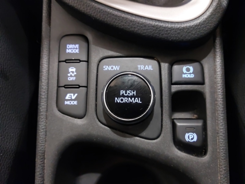 Used Toyota Yaris Cross 2022 for sale - 76282283: Photo 14