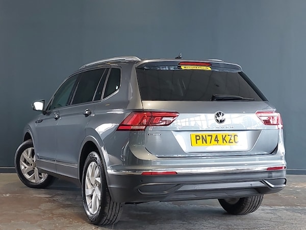 Used Volkswagen Tiguan Allspace 2024 for sale - 76258192: Photo 3