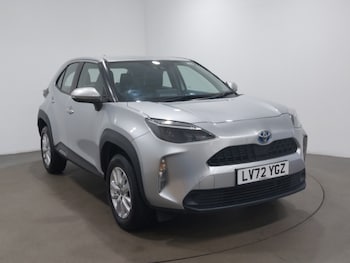 Used Toyota Yaris Cross 2023 for sale - 79164600: Photo