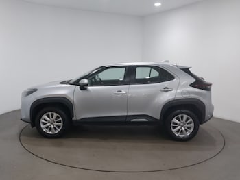 Used Toyota Yaris Cross 2023 for sale - 79164600: Photo