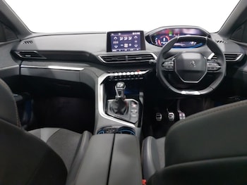 Used Peugeot 3008 2019 for sale - 76233810: Photo 2