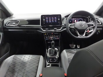 Used Volkswagen T-Roc 2022 for sale - 77702351: Photo