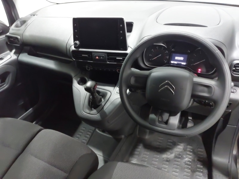 Used Citroen Berlingo 2024 for sale - 76947249: Photo 2