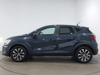 Used Renault Captur 2023 for sale - 78441969: Photo