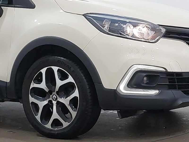 Used Renault Captur 2017 for sale - 76589435: Photo 9