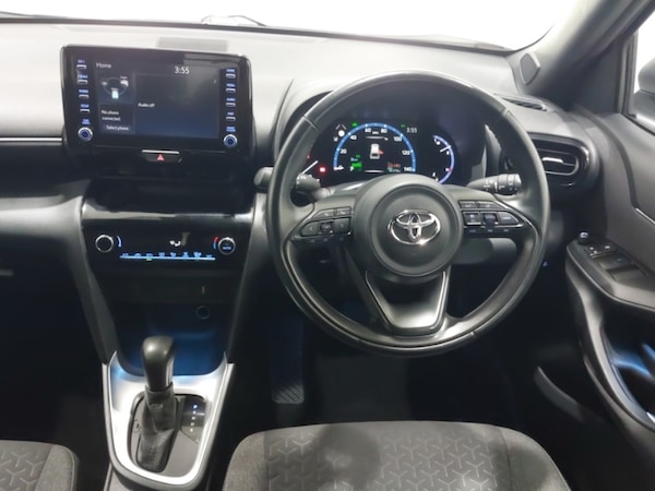 Used Toyota Yaris Cross 2022 for sale - 76321303: Photo 10