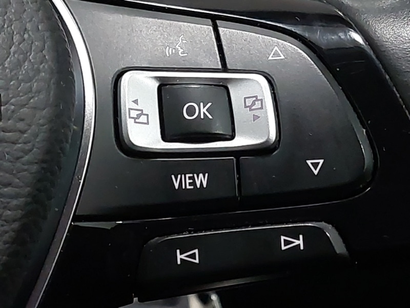 Used Volkswagen T-Roc 2021 for sale - 76853979: Photo 13