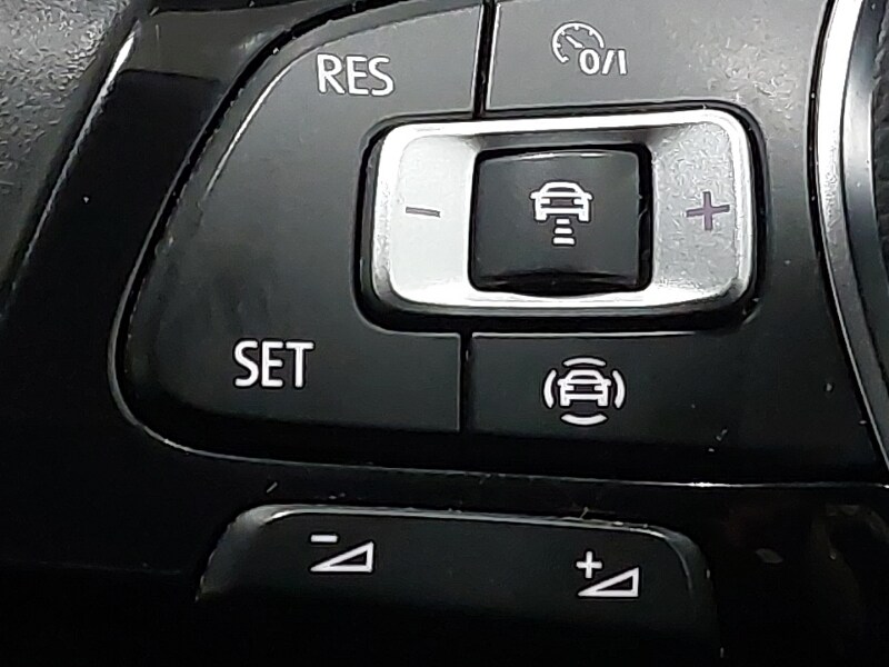 Used Volkswagen T-Roc 2021 for sale - 76853979: Photo 14