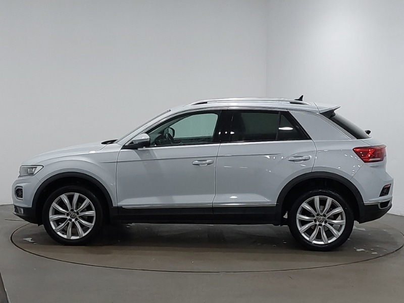 Used Volkswagen T-Roc 2021 for sale - 76853979: Photo 4