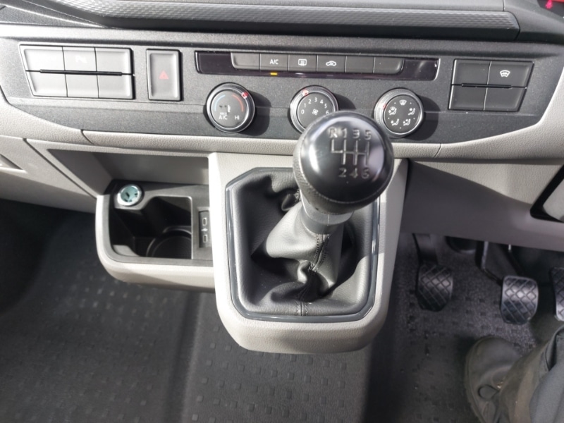 Used Volkswagen Transporter 2021 for sale - 76384035: Photo 12