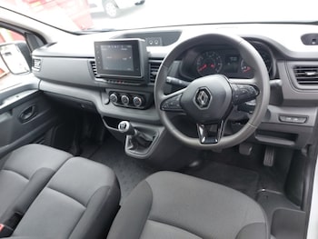 Used Renault Trafic 2024 for sale - 79492822: Photo