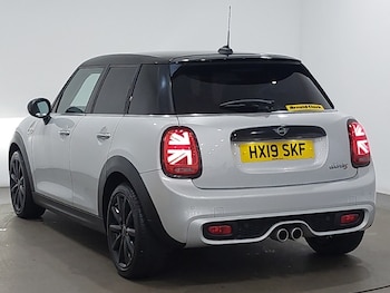 Used MINI Cooper 2019 for sale - 78978167: Photo