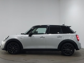 Used MINI Cooper 2019 for sale - 78978167: Photo