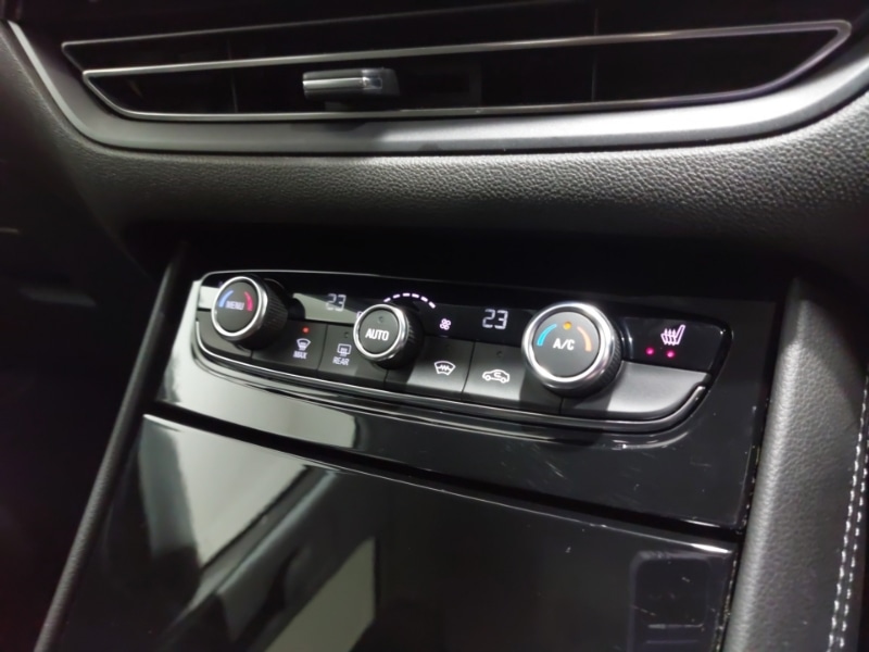 Used Vauxhall Grandland 2023 for sale - 77637216: Photo 12