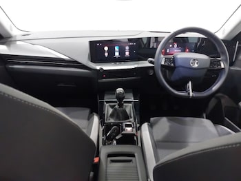 Used Vauxhall Astra 2023 for sale - 78442093: Photo