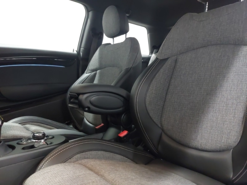 Used MINI Hatch 2022 for sale - 78032716: Photo 5