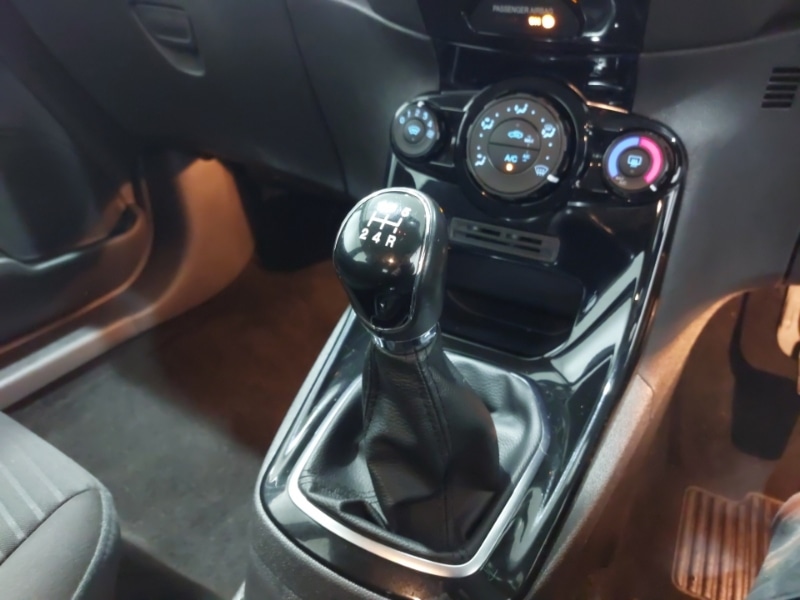 Used Ford Fiesta 2017 for sale - 77024784: Photo 12