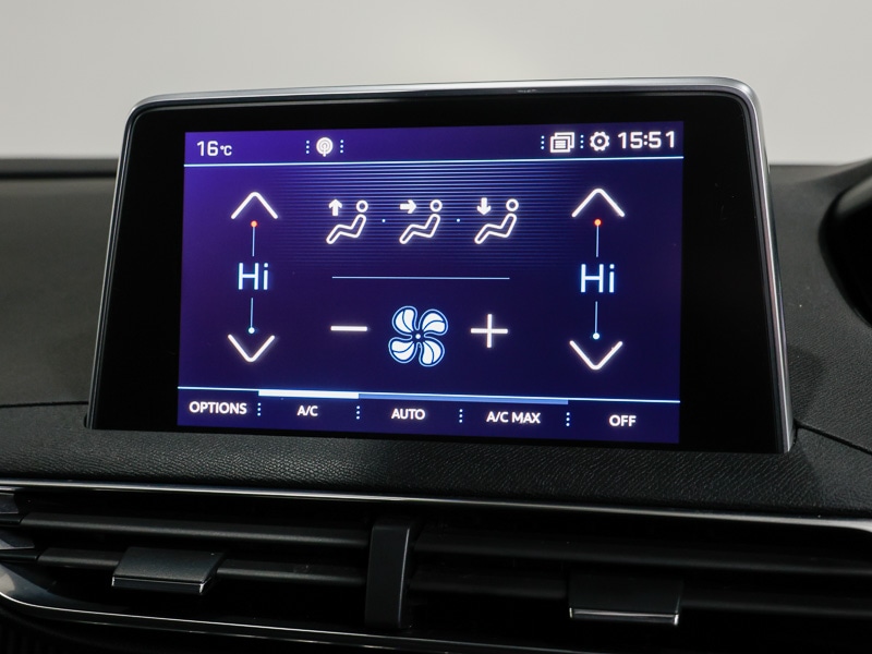 Used Peugeot 3008 2017 for sale - 77100469: Photo 17