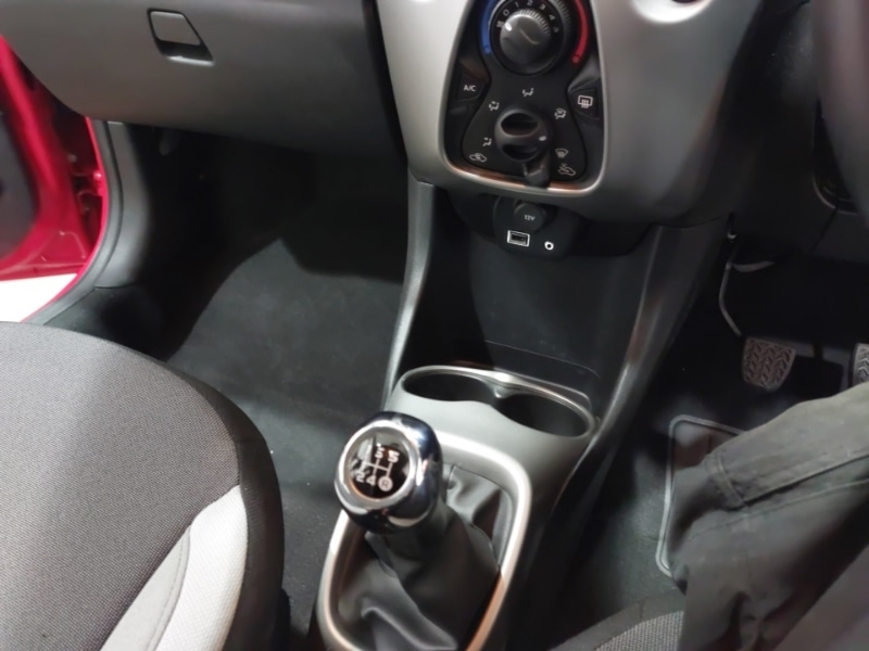 Used Toyota AYGO 2018 for sale - 77503584: Photo 12