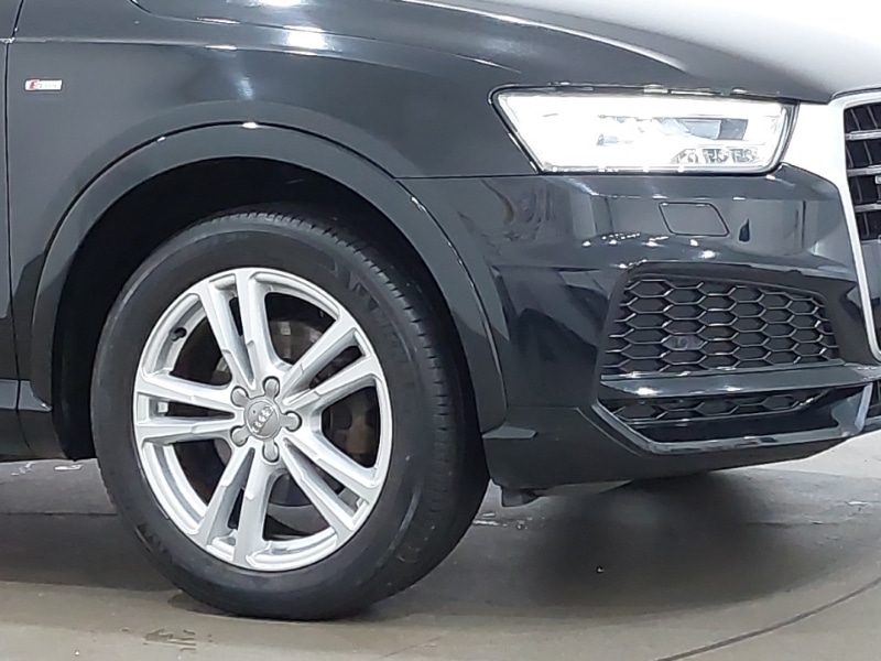 Used Audi Q3 2017 for sale - 76537257: Photo 9