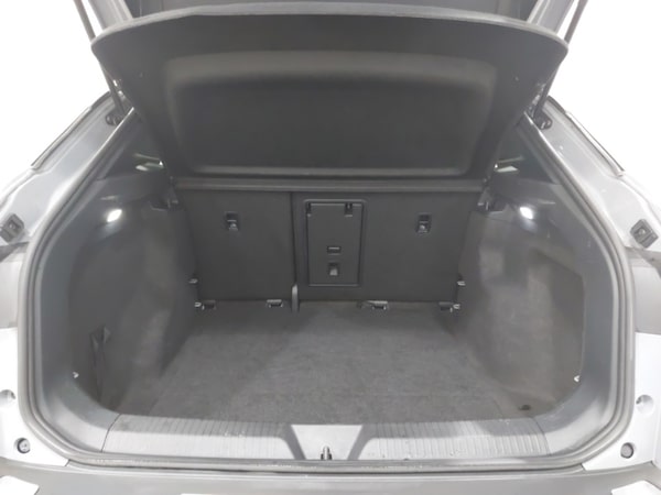 Used Volkswagen ID.4 2022 for sale - 76335866: Photo 8