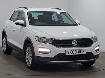 Used Volkswagen T-Roc 2018 for sale - 79195570: Photo