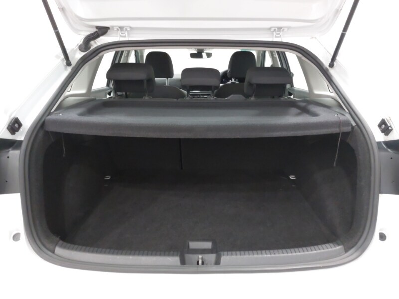 Used Volkswagen Taigo 2022 for sale - 77702325: Photo 8