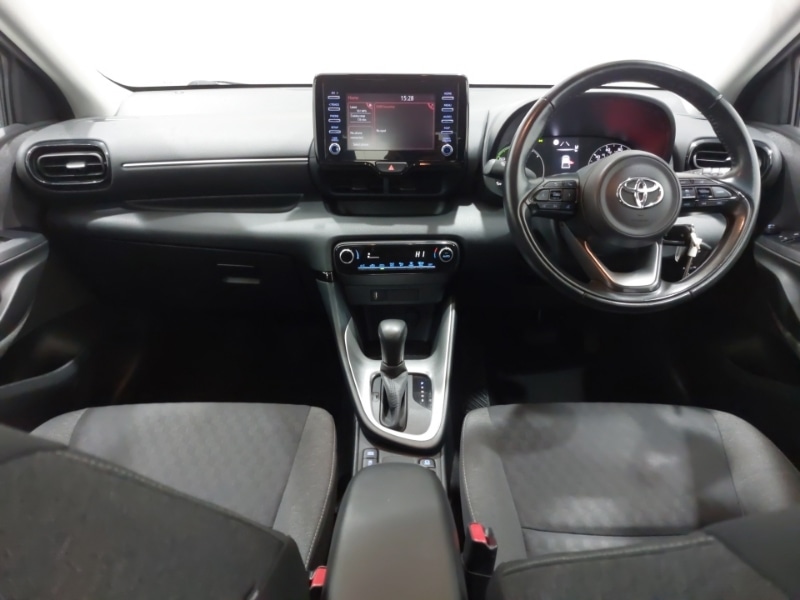 Used Toyota Yaris 2021 for sale - 76779969: Photo 2