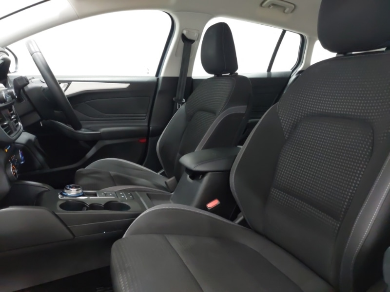 Used Ford Focus 2020 for sale - 77480481: Photo 5