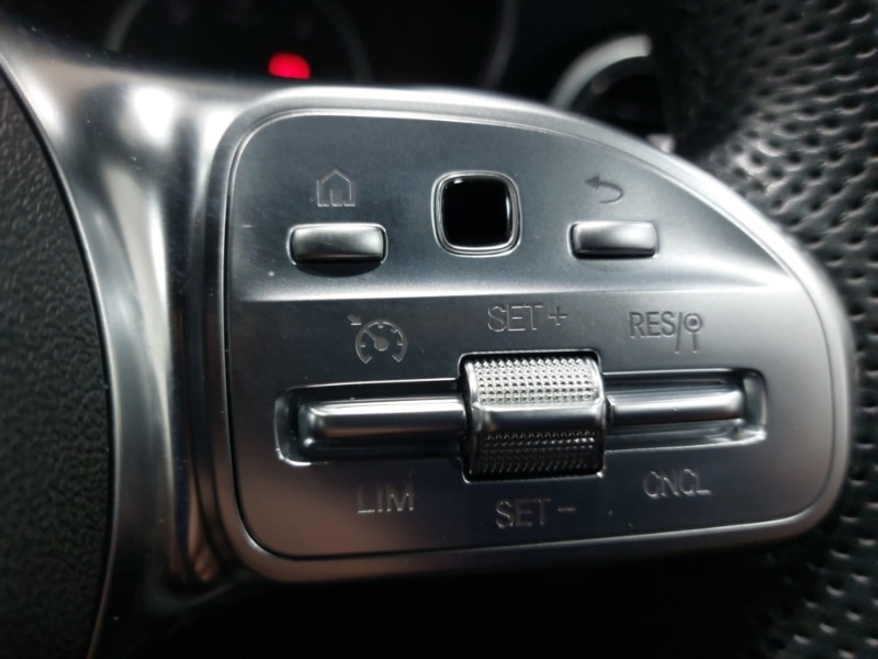 Used Mercedes-Benz GLC 2022 for sale - 76643998: Photo 14