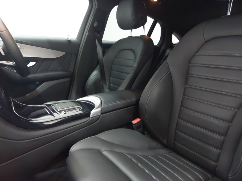 Used Mercedes-Benz GLC 2022 for sale - 76643998: Photo 5