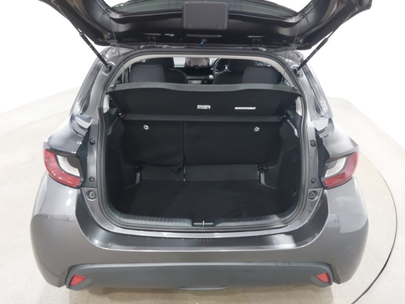 Used Toyota Yaris 2022 for sale - 76169613: Photo 8