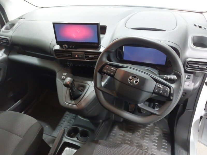 Used Vauxhall Combo 2024 for sale - 77338114: Photo 2