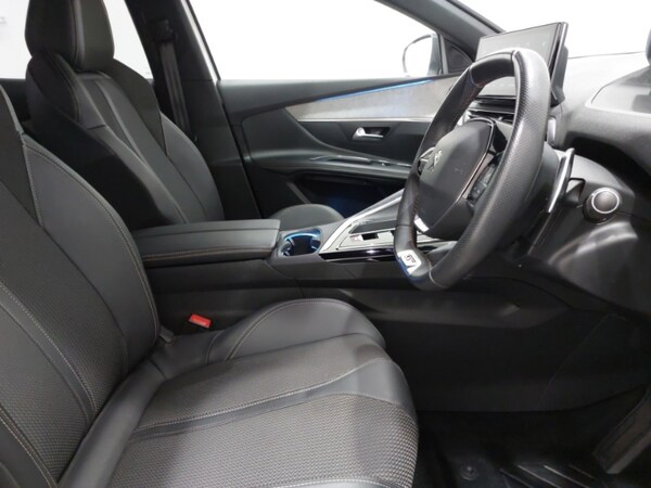 Used Peugeot 3008 2024 for sale - 76339131: Photo 11