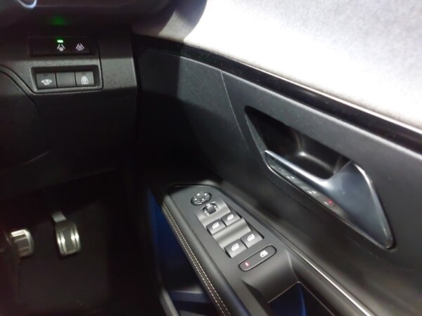 Used Peugeot 3008 2024 for sale - 76339131: Photo 12