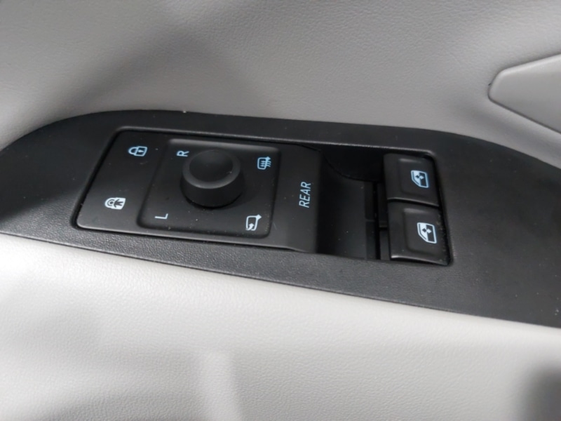 Used Ford Explorer 2025 for sale - 76708204: Photo 14