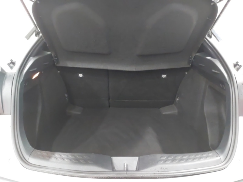 Used Toyota C-HR 2019 for sale - 77213983: Photo 8