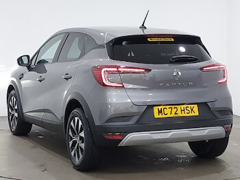 Used Renault Captur 2023 for sale - 78327260: Photo