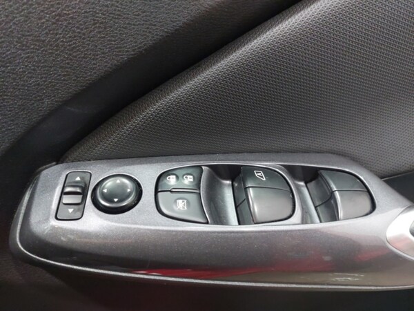 Used Nissan Juke 2023 for sale - 76130227: Photo 19