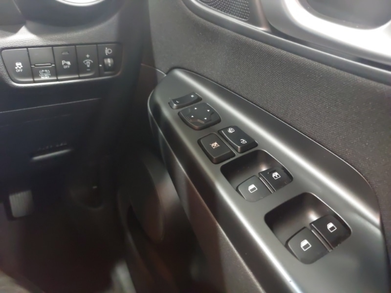 Used Hyundai KONA 2022 for sale - 76384040: Photo 13