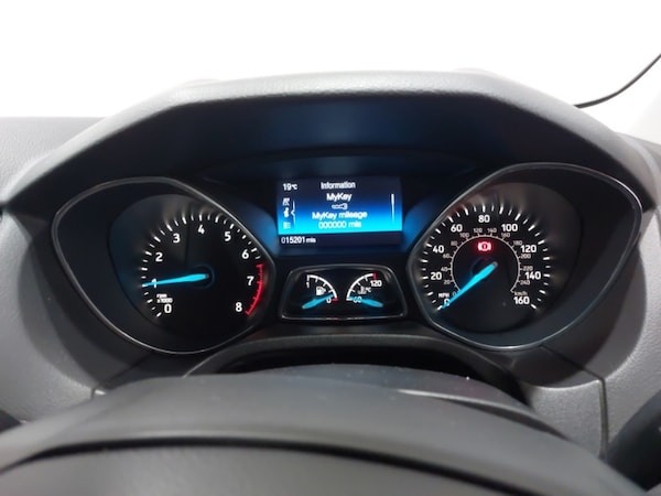 Used Ford Focus 2015 for sale - 76282290: Photo 11