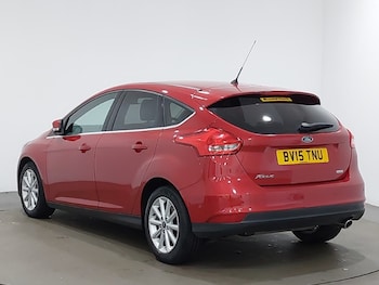 Used Ford Focus 2015 for sale - 76282290: Photo 3