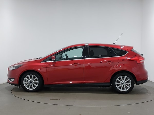 Used Ford Focus 2015 for sale - 76282290: Photo 4